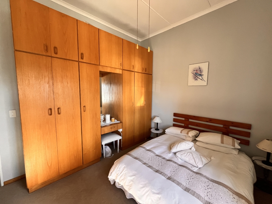 5 Bedroom Property for Sale in Lamberts Bay Western Cape